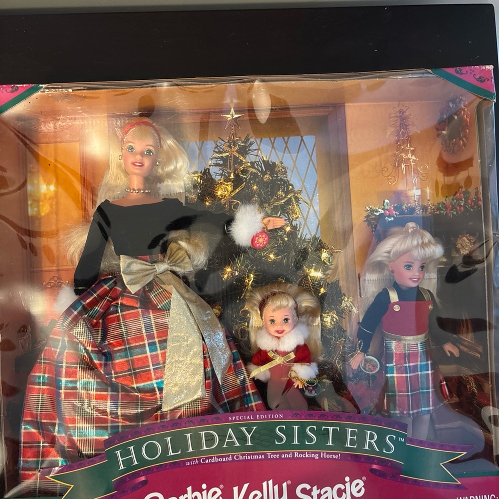 Mattel Holiday Sisters Doll Set